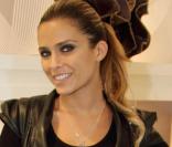 Clara Morgane lors de l'inauguration de la boutique Carmen Steffens, 13 bis rue de Grenelle dans le 7e arrondissement de Paris le 30 septembre 2010 