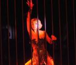 Clotilde Courau sur la scène du Crazy Horse, le 13 septembre 2010