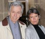 Robert Redford fait Chevalier de la Légion d'Honneur, en présence ici de Costa-Gavras et Véronique Cayla, au Palais de l'Elysée, à Paris, le 14 octobre 2010.