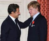 Robert Redford, ici avec Nicolas Sarkozy, a été fait Chevalier de la Légion d'Honneur, au Palais de l'Elysée, à Paris, le 14 octobre 2010.