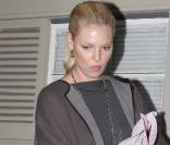 Katherine Heigl et Josh Kelley fêtent Halloween avec leur petite Naleigh, le 31/10/10