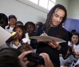 Yannick Noah a inauguré le nouveau site de son association Fête le mur, à Bordeaux