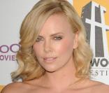 Charlize Theron sera l'un des atouts charme de  The Dark Knight Rises  !