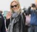 La pétillante Malin Akerman en look motarde. On adore. Des boots à boucles à l'écharpe panthère, en passant par le perfecto, elle a tout bon ! 