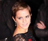 Emma Watson lors de la première d' Harry Potter et les Reliques de la mort (partie 1) , à Londres le 11 novembre 2010. 