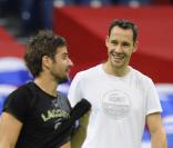 Arnaud Clément et Mickaël Llodra ont remporté le double du samedi 4 décembre 2010 lors de la finale de la Coupe Davis disputée en Serbie.