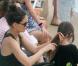 Katie Holmes pouponne sa Suri, pendant que Tom Cruise fait des cascades !