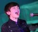 Greyson Chance se produit sur la scène de l'Aquarium, à Paris, vendredi  10 décembre, pour un concert privé destiné à présenter son album à  paraître en 2011 à son public français.