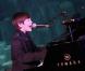 Greyson Chance se produit sur la scène de l'Aquarium, à Paris, vendredi  10 décembre, pour un concert privé destiné à présenter son album à  paraître en 2011 à son public français.