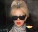 Lady Gaga quitte son hôtel de Londres, vendredi 17 décembre 2010.