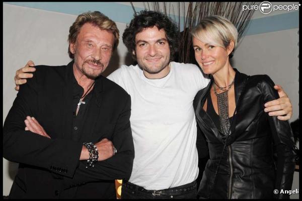 Johnny Hallyday et Laeticia pour Matthieu Chedid à L'Olympia, le 27 mai 2010