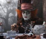 Des images d'Alice au Pays des Merveilles, plus d'un milliard de dollars au box-office mondial.