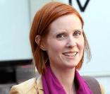 Une jolie rousse comme Cynthia Nixon n'a pas besoin de trop d'artifices  