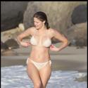 Stephanie Seymour : A 42 ans, elle affiche ses courbes affolantes en bikini !