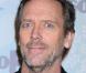 Hugh Laurie : Dr House séduit deux jolies blondes de Glee !