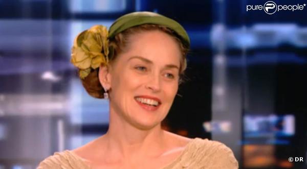 http://static1.purepeople.com/articles/3/71/89/3/@/541702-sharon-stone-et-de-tomer-sisley-a-0x414-2.jpg