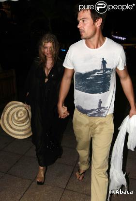 Fergie et son mari Josh Duhamel se rendent en ville pour un dîner à Ti Saint Barth à Saint Barthelémy le 2 janvier 2011