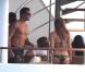 Fergie passe la journée sur un yacht à Saint Barthelémy le 2 janvier 2011