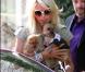 Paris Hilton : Pas question que ses chiens soient tous à poils !