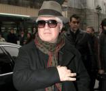 Pedro Almodovar spectateur au défilé Gaultier le 26/01/11 