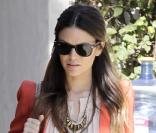 Rachel Bilson se rend au Chelsea Lately Show à Los Angeles, le 2 février 2011.