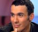 Dany Boon, invité sur le plateau de La Nuit nous appartient (Comédie et NRJ 12), jeudi 3 février, partage une tartine de maroilles trempée dans du café avec l'animateur Mustapha El Atrassi.