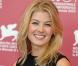 Rosamund Pike est en lice pour le premier rôle féminin de  Superman : Man of Steel. 