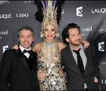 Edouard Baer et Atmen Kelif à la cérémonie des Globes de Cristal, le 7 février 2011, à Paris.