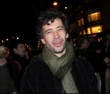 Eric Elmosnino à la cérémonie des Globes de Cristal 2011, le 7 février, au Lido, à Paris.