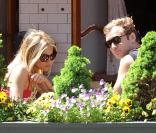 Jude Law et Sienna Miller, en avril 2010.<br />