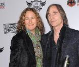 Jackson Browne et Dianna Cohen au concert de charité des Black Eyed Peas, à The Music Box, à Los Angeles, le 10 février 2011 