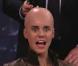 Justin Bieber se fait raser le crâne dans le cadre du talk-show de Jimmy Kimmel, jeudi 10 février, à la télévision américaine. Un trucage, bien évidemment !