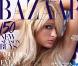 Paris Hilton fête ses 30 ans le 17 février 2011. Couverture du magazine Harper's Bazaar, novembre 2009.