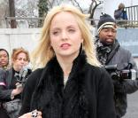 Mena Suvari au défilé Hervé Leger by Max Azria durant la Fashion Week de New York, le 15 février 2011.