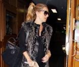 Rachel Zoe, enceinte de 7 mois s'achète à déjeuner à Los Angeles, le 21 février 2011.