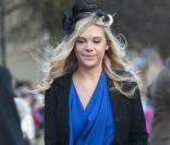 Chelsy Davy est réapparue en Grande-Bretagne à l'occasion du mariage BCBG de Lady Katie Percy au château d'Alnwick, le 26 février 2011. Quelques heures plus tôt, elle était en virée nocturne avec son boyfriend  on/off  le prince Harry !