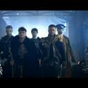 Take That débarque sur Terre avec "Kidz" et son clip improbable...