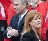La position d'ambassadeur du commerce britannique du prince Andrew, second fils de la reine Elizabeth II, est de plus en plus décriée du fait de ses amitiés délétères...