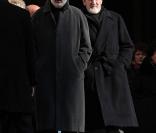 Bertrand Blier et Patrick Prejean quittant l'église Saint-Roch où se sont déroulées les obsèques d'Annie Girardot le 4 mars 2011 à Paris