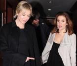 Alyssa Milano a dîné avec Renée Zellweger et Bradley Cooper, à Los Angeles, le 25 février 2011.