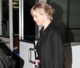 Alyssa Milano a dîné avec Renée Zellweger (ici sur la photo) et Bradley Cooper, à Los Angeles, le 25 février 2011.