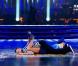 Que d'acrobaties pour Pokora et Katrina et quelle étrange posture ! (prime 4 - samedi 5 mars 2011)
