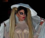 Lady Gaga, mercredi 2 mars, à Paris, à l'occasion de sa venue pour la Fashion Week française.