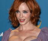 Comment rester insensible aux charmes de Christina Hendricks ? Impossible ! C'est pour cela qu'elle est numéro 2 de notre classement.  