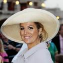 La princesse Maxima au Qatar : un total défilé BCBG, la folie du bibi !
