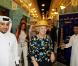 La reine Beatrix, accompagnée de son fils le prince héritier Willem-Alexander et son épouse la très preppy princesse Maxima, en visite d'Etat au Qatar en mars 2011 (le 9).