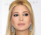 Ivanka Trump, enceinte, lors du lancement de sa collection de chaussures chez Macy's à New York le 17 mars