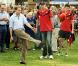 Le prince William en visite en Australie, fin mars 2011. Le petit-fils de la reine Elizabeth II a apporté son soutien aux sinistrés des inondations du Queensland et du passage du cyclone Yasi.