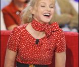 Arielle Dombasle à Vivement Dimanche