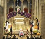 La cathédrale Notre-Dame-Immaculée de Monaco accueillait jeudi 24 mars 2011 la messe d'obsèques de la princesse Antoinette, décédée dans la nuit du 17 au 18 mars au centre hospitalier Princesse Grace.